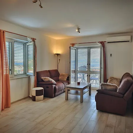 3bdr Sky Seaview & Parking *