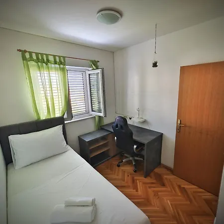 3bdr Sky Seaview & Parking Kaštela